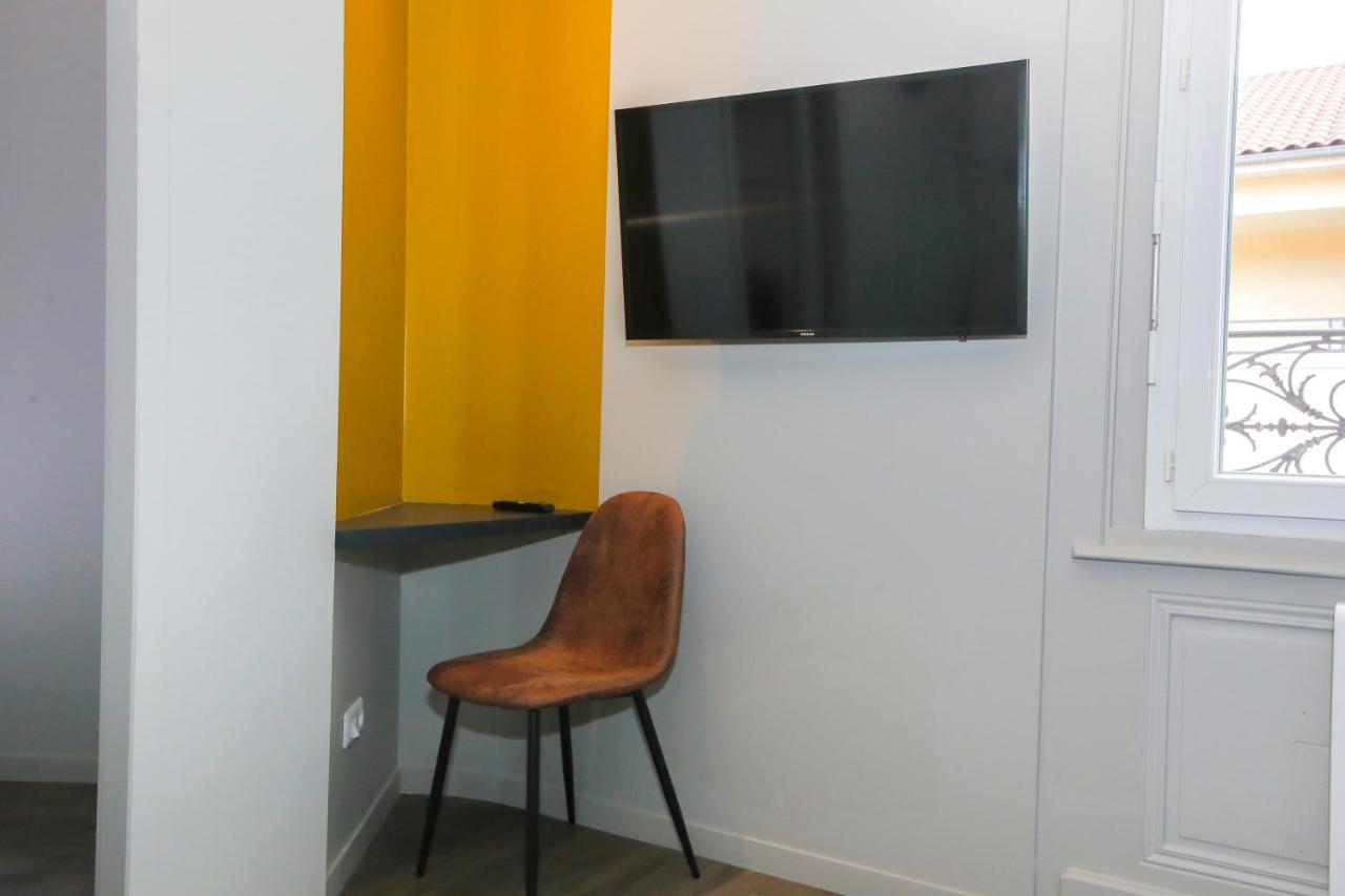 Le Vintage, T2 Hypercentre Chic Et Cosy, Wifi Par Sovalfi Apartman Saint-Etienne  Kültér fotó