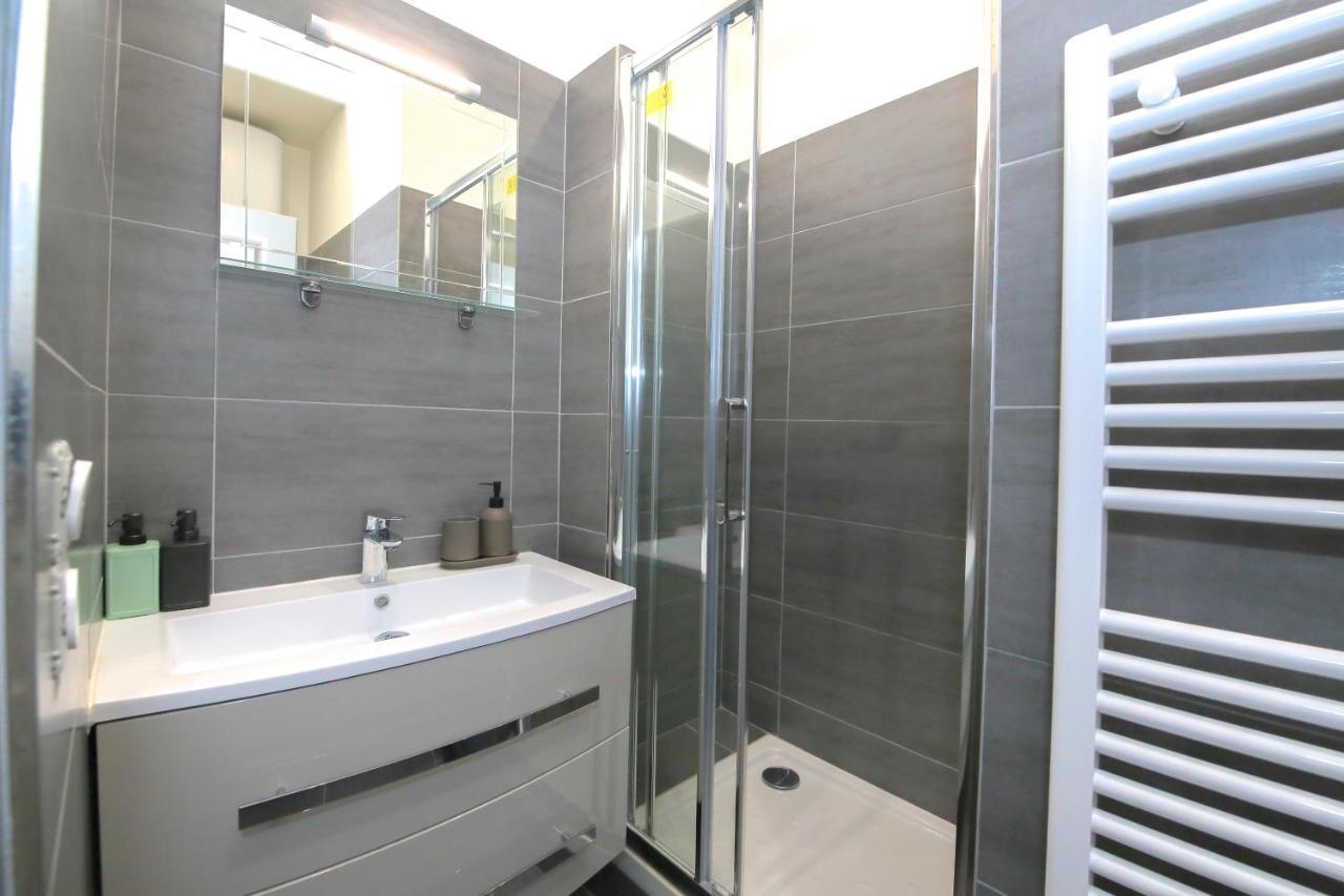 Le Vintage, T2 Hypercentre Chic Et Cosy, Wifi Par Sovalfi Apartman Saint-Etienne  Kültér fotó